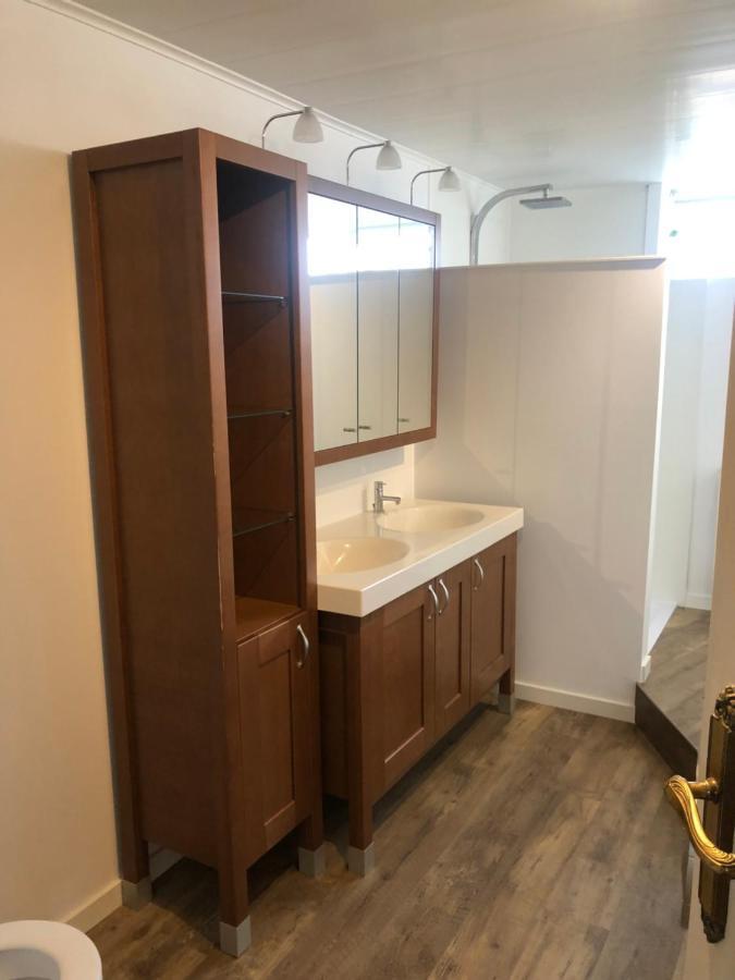 Graafjansdijk B Vakantiehuis Met 3 Slaapkamers Net Over De Belgische Grens Westdorpe Exterior foto